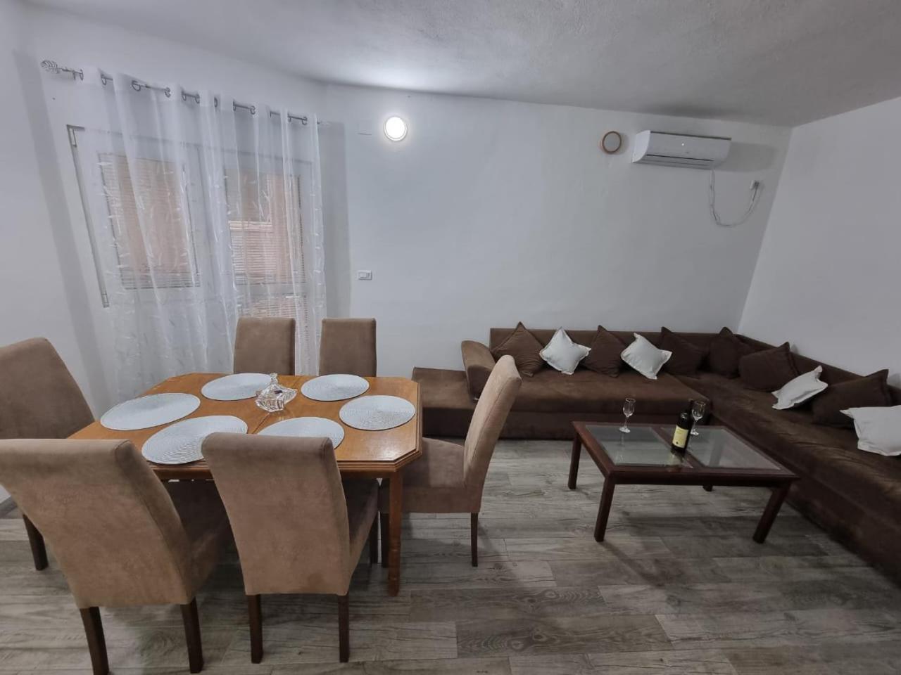 Apartments Vukmarkovic Сутоморе Екстер'єр фото