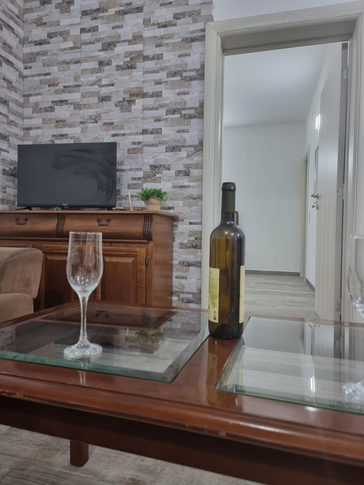 Apartments Vukmarkovic Сутоморе Екстер'єр фото