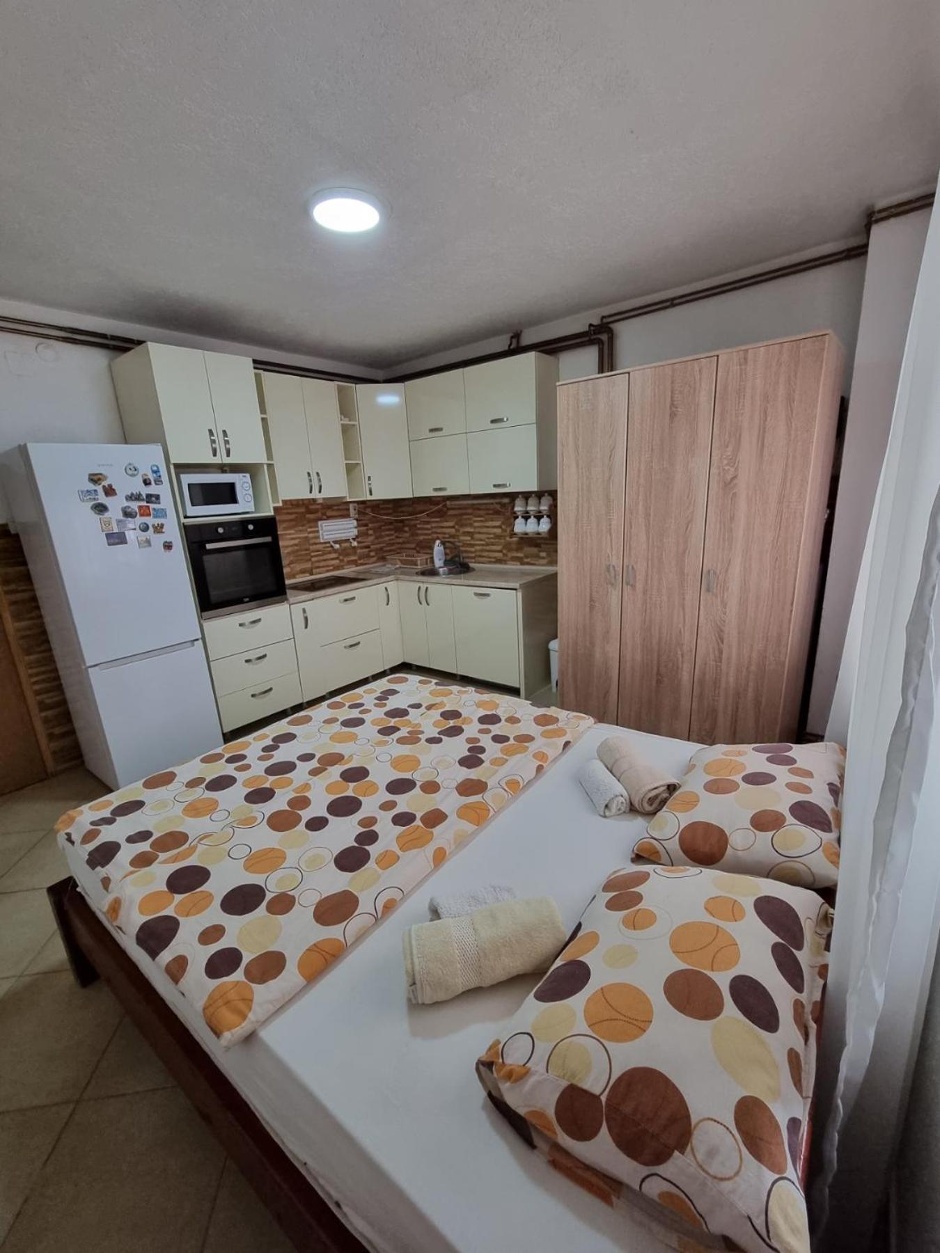 Apartments Vukmarkovic Сутоморе Екстер'єр фото