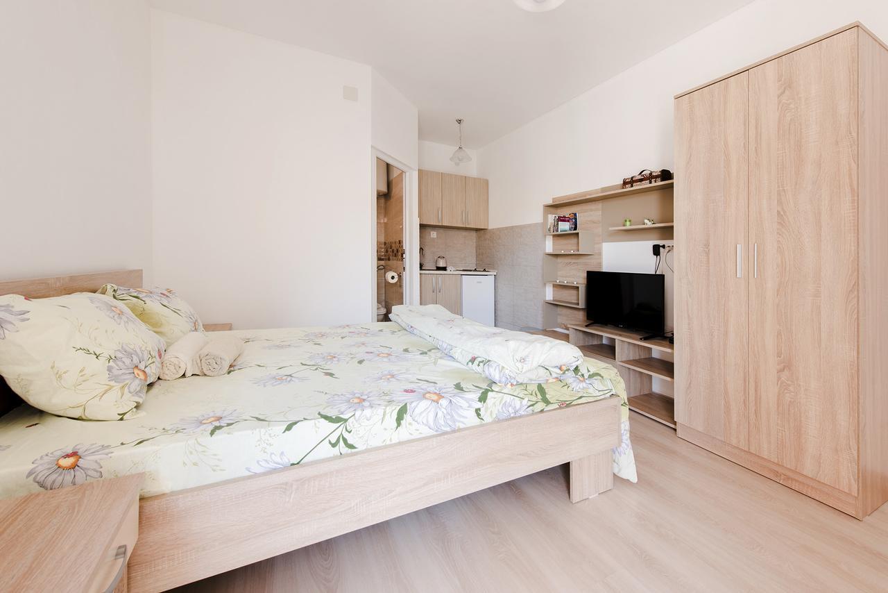Apartments Vukmarkovic Сутоморе Екстер'єр фото